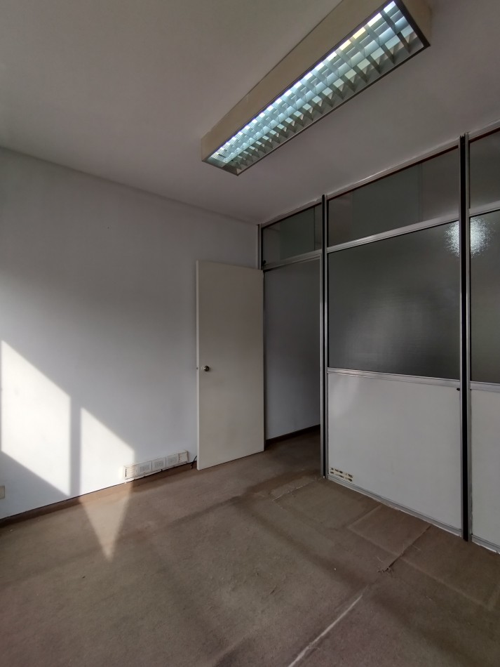 Se vende un departamento monoambiente amplio - Balvanera