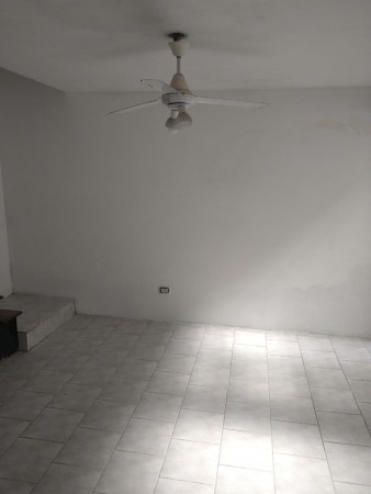 REBAJADO!! Se vende PH de 3 ambientes, con patio.