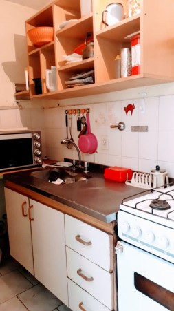 REBAJADO!! Se vende PH de 3 ambientes, con patio.