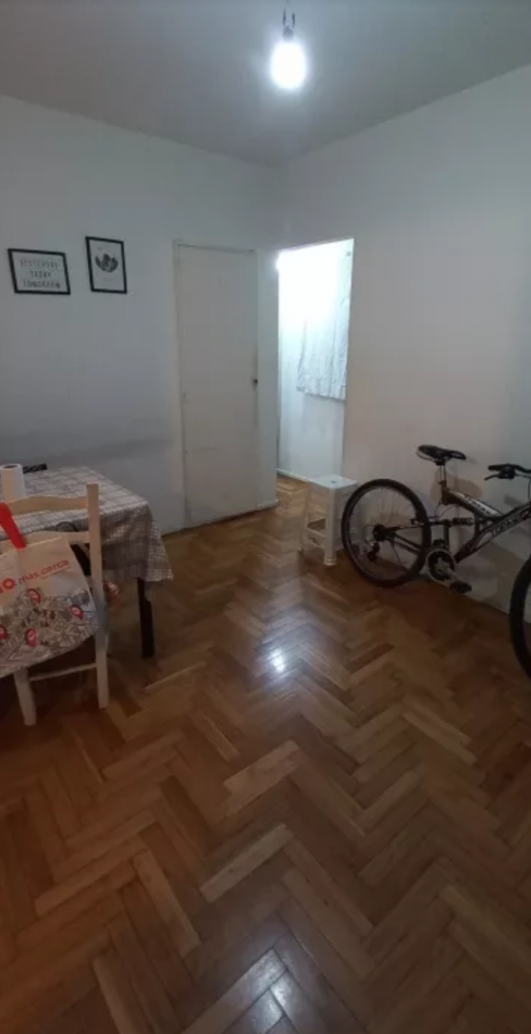 Se vende un departamento de 2 ambientes 