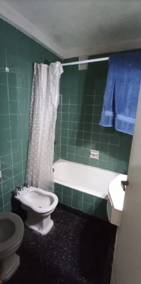 Se vende un departamento de 2 ambientes 