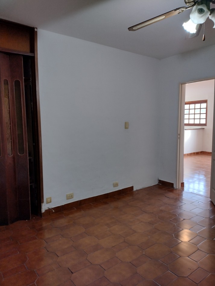 Se alquila un departamento de 3 ambientes luminoso, PARA PERSONAL DE LA FUERZA - Balvanera