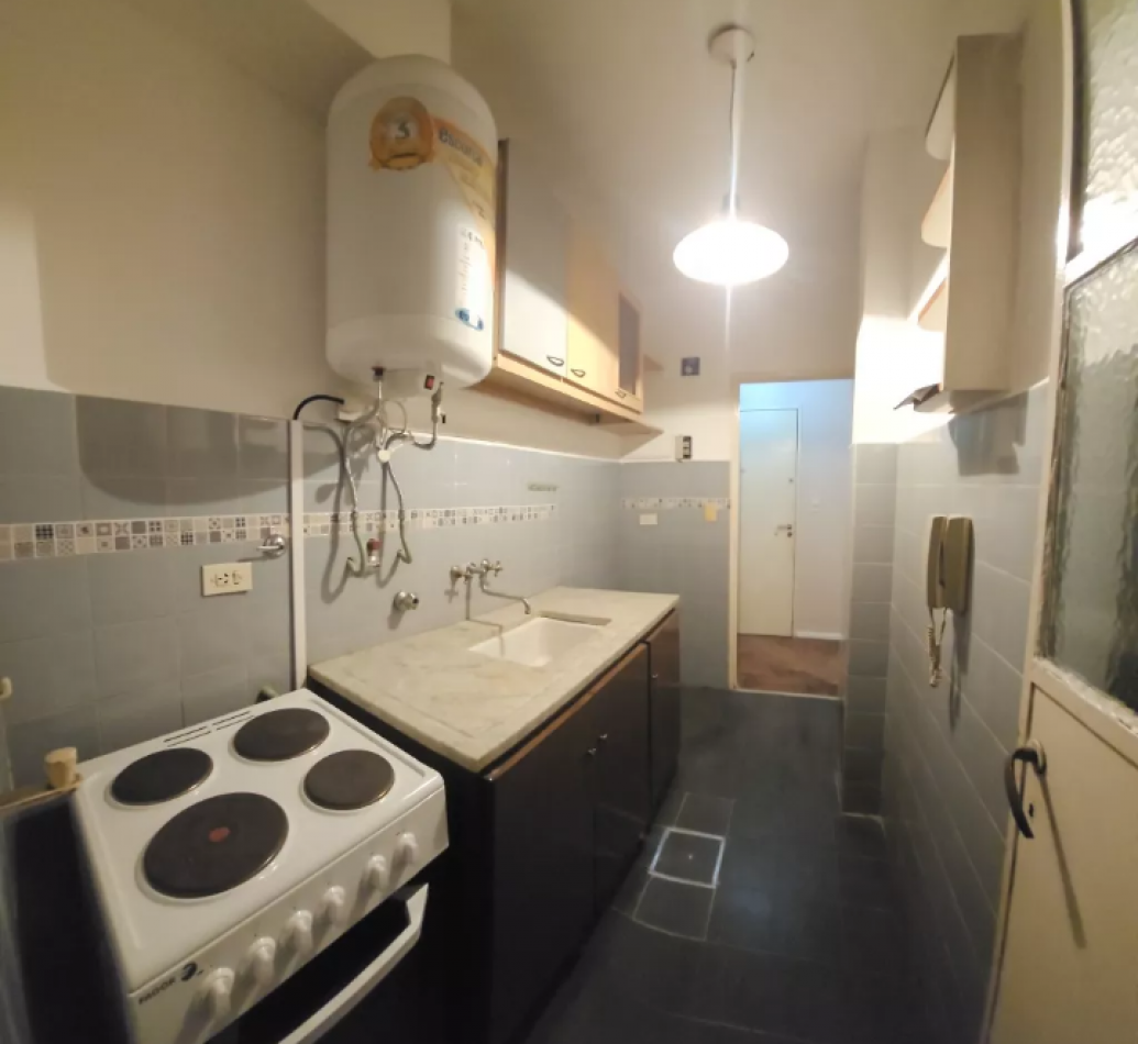 Se vende un departamento de 2 ambientes en planta baja
