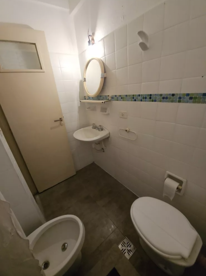 Se vende un departamento de 2 ambientes en planta baja