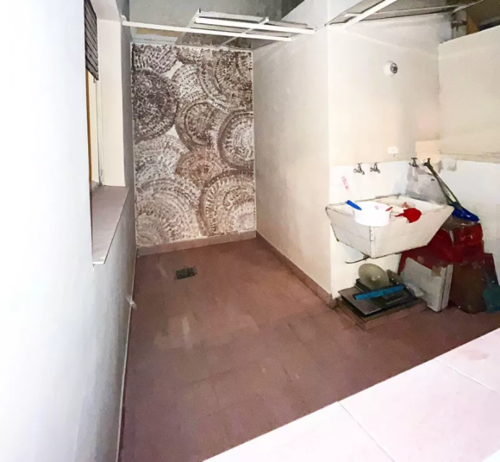 Se vende un departamento de 2 ambientes en planta baja