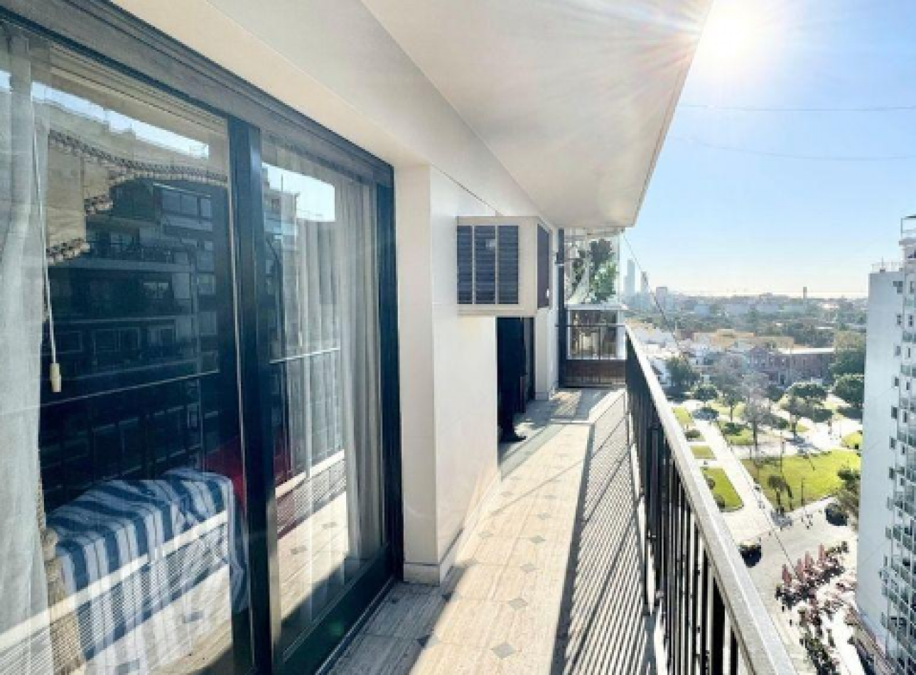 Se vende espectacular departamento de categoria tipo duplex en RECOLETA
