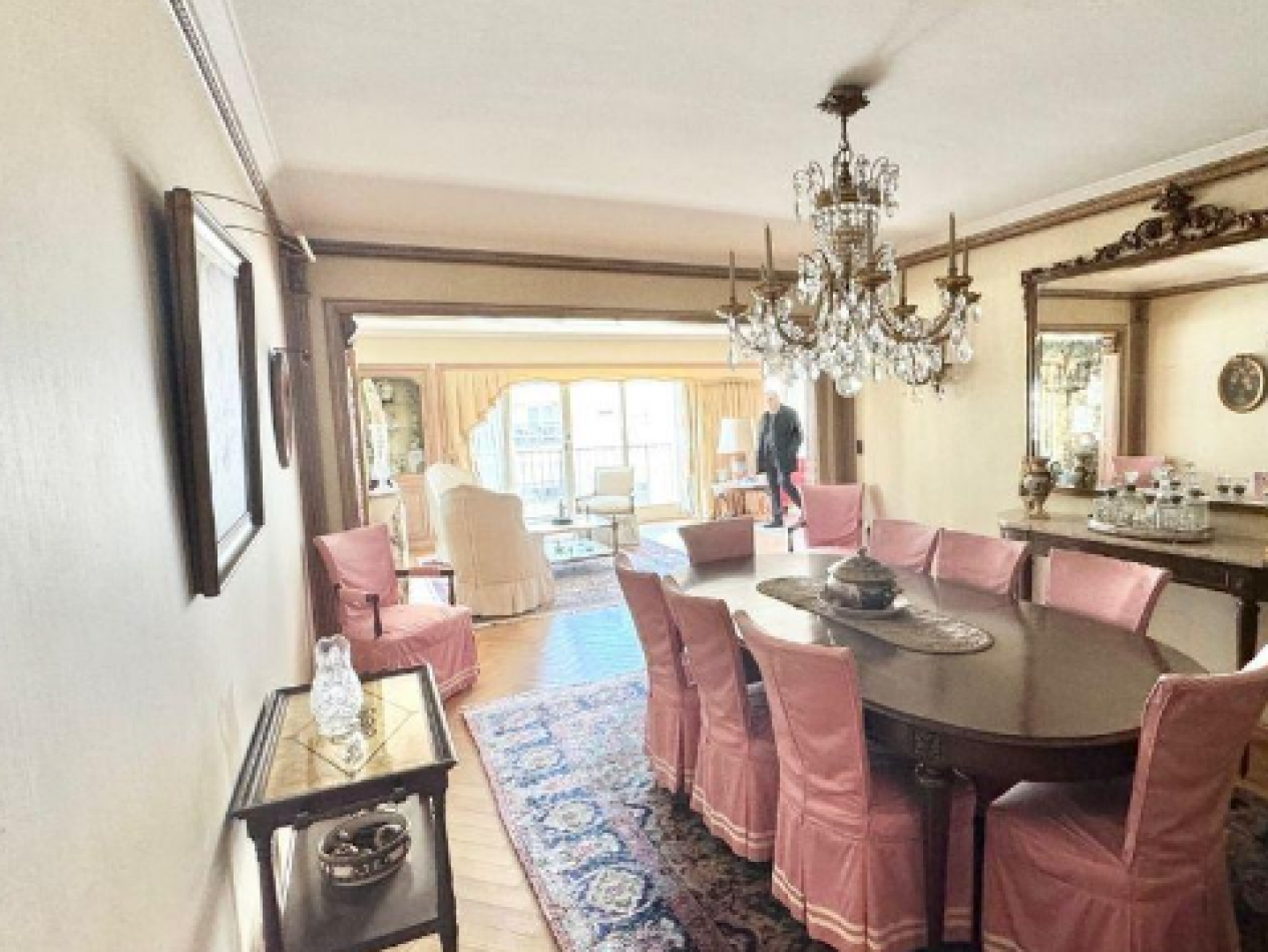 Se vende espectacular departamento de categoria tipo duplex en RECOLETA
