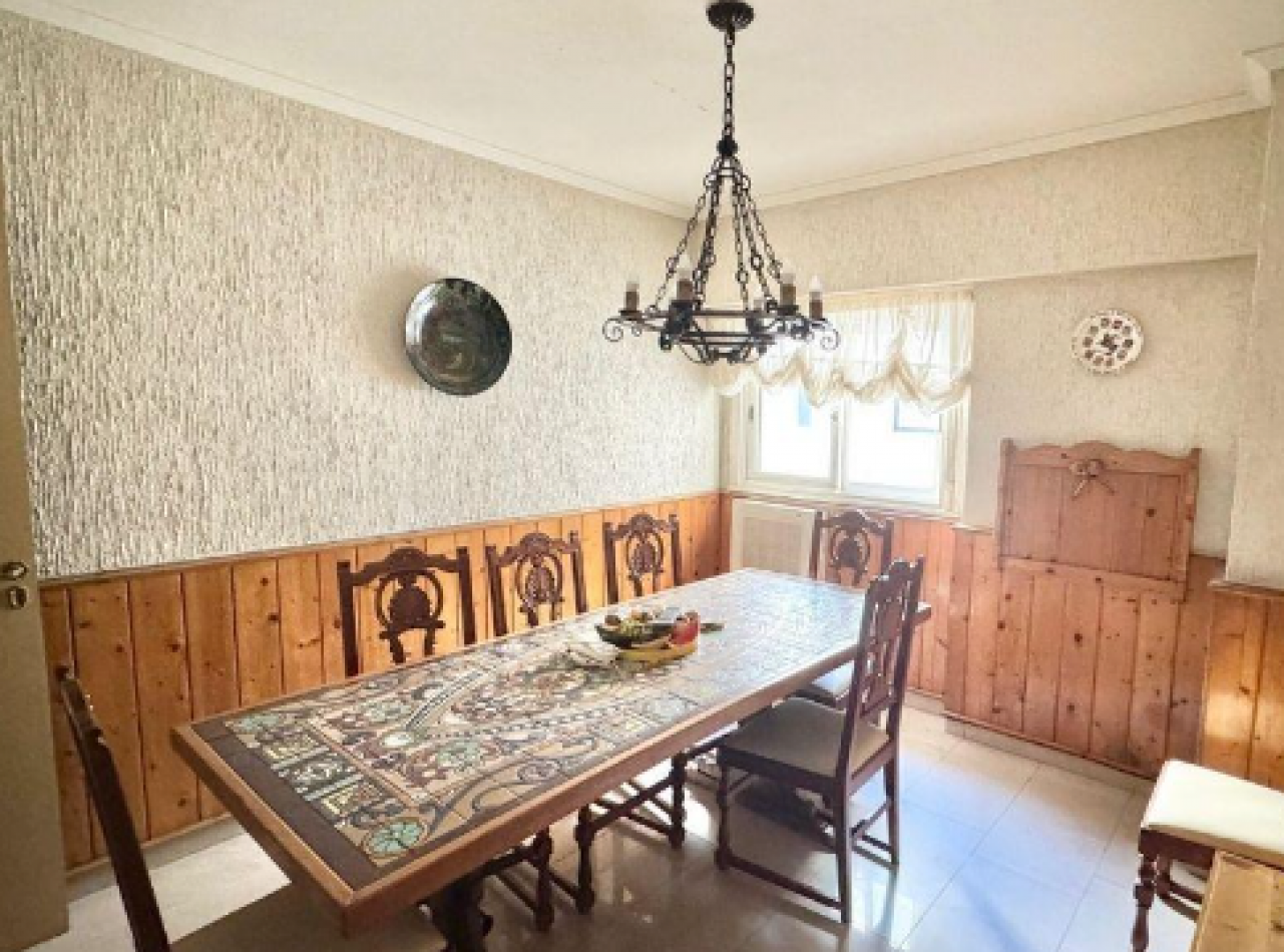Se vende espectacular departamento de categoria tipo duplex en RECOLETA