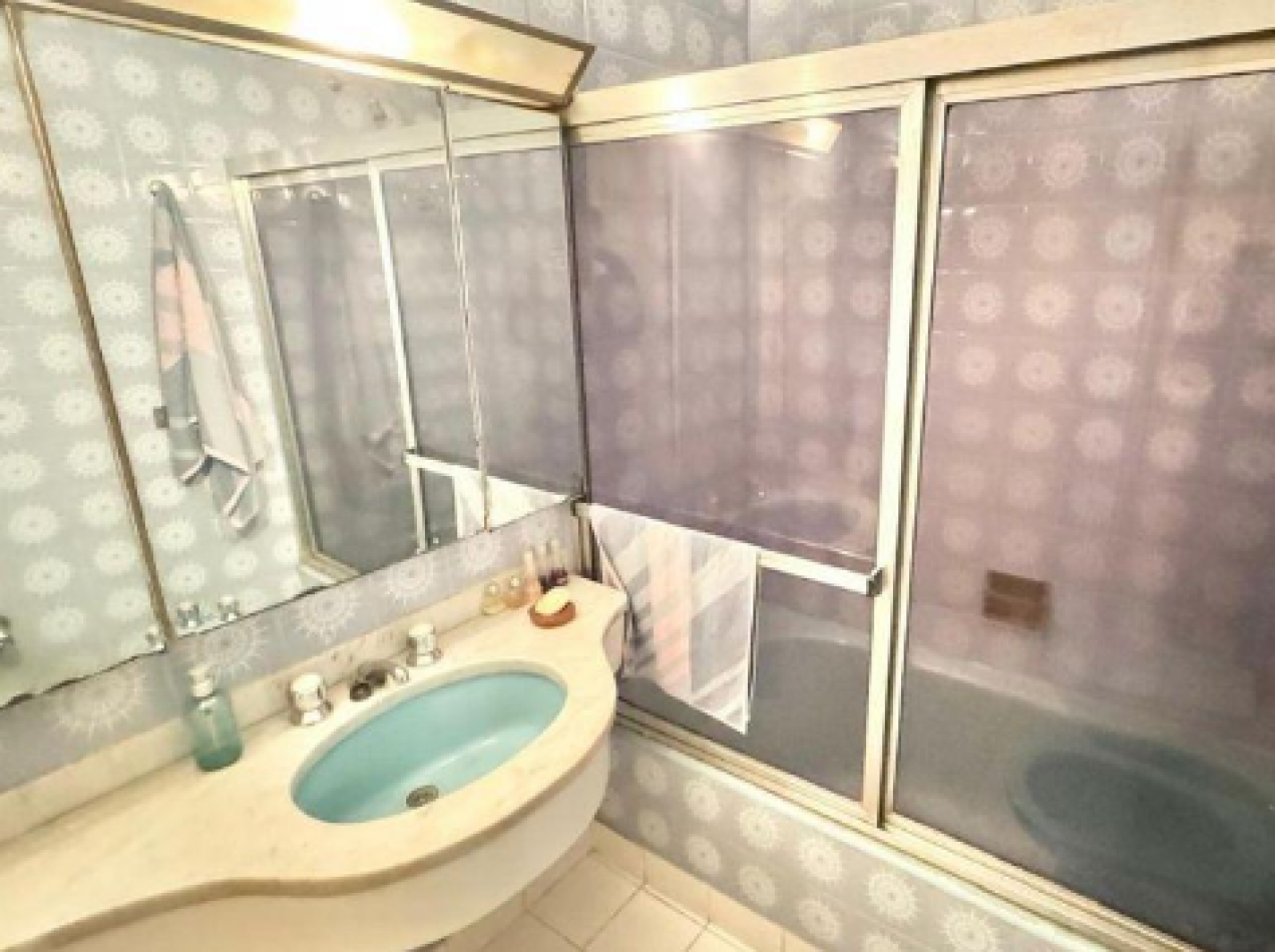 Se vende espectacular departamento de categoria tipo duplex en RECOLETA