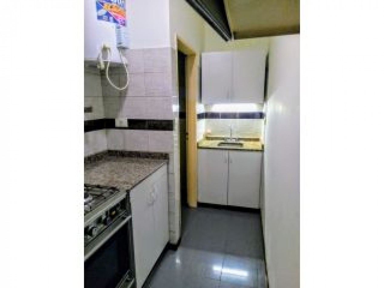 Se vende un departamento de 2 ambientes al frente