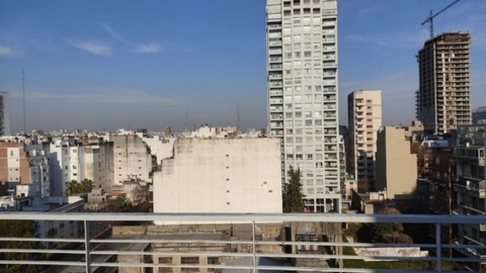 Se alquila un departamento monoambiente amoblado 