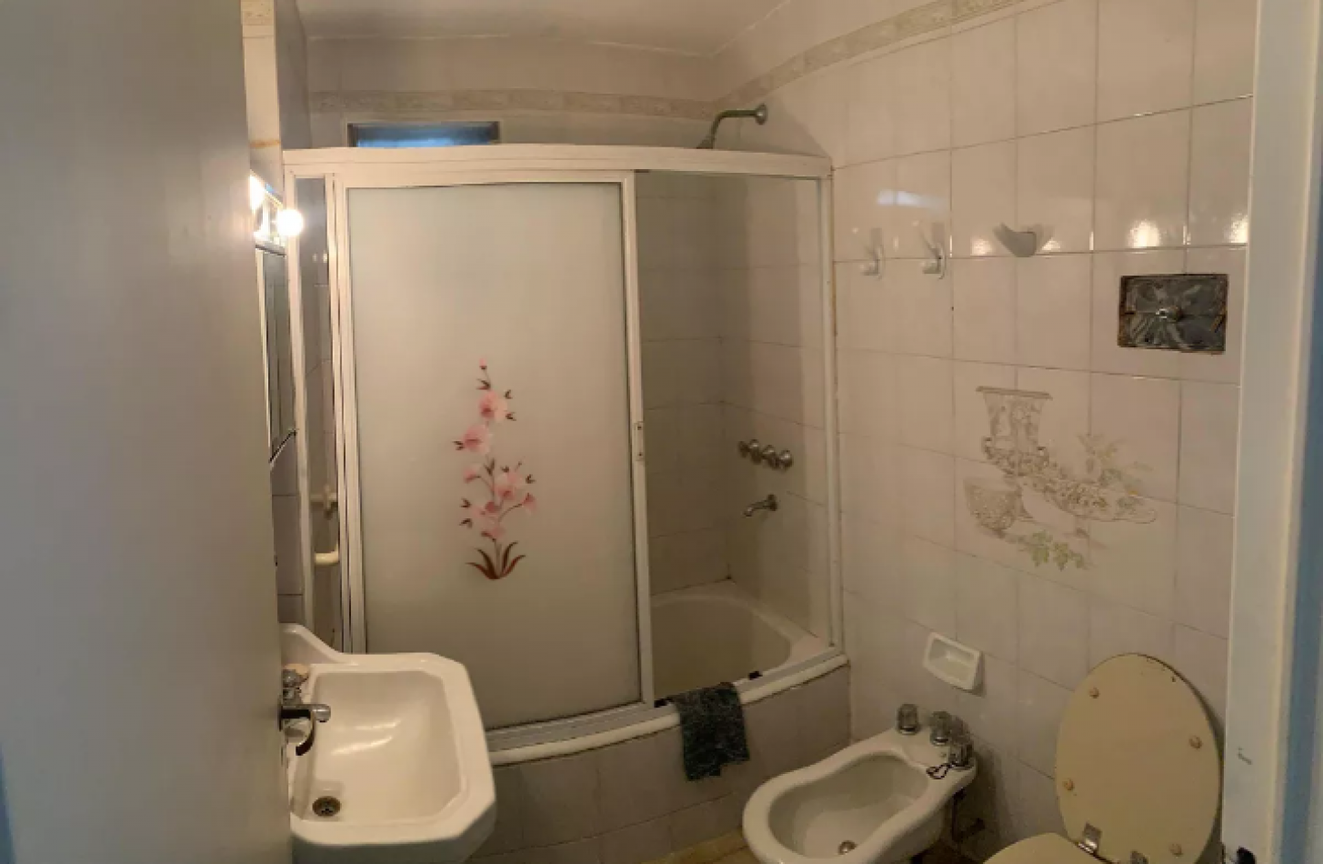 Se vende un departamento de 3 ambientes APTO CREDITO