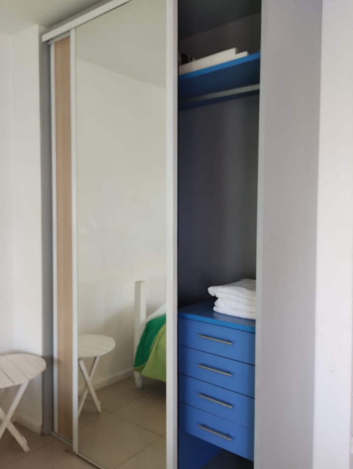 Se alquila un departamento monoambiente amoblado