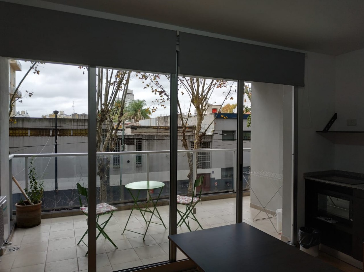 Se alquila un departamento de 2 ambientes amoblado