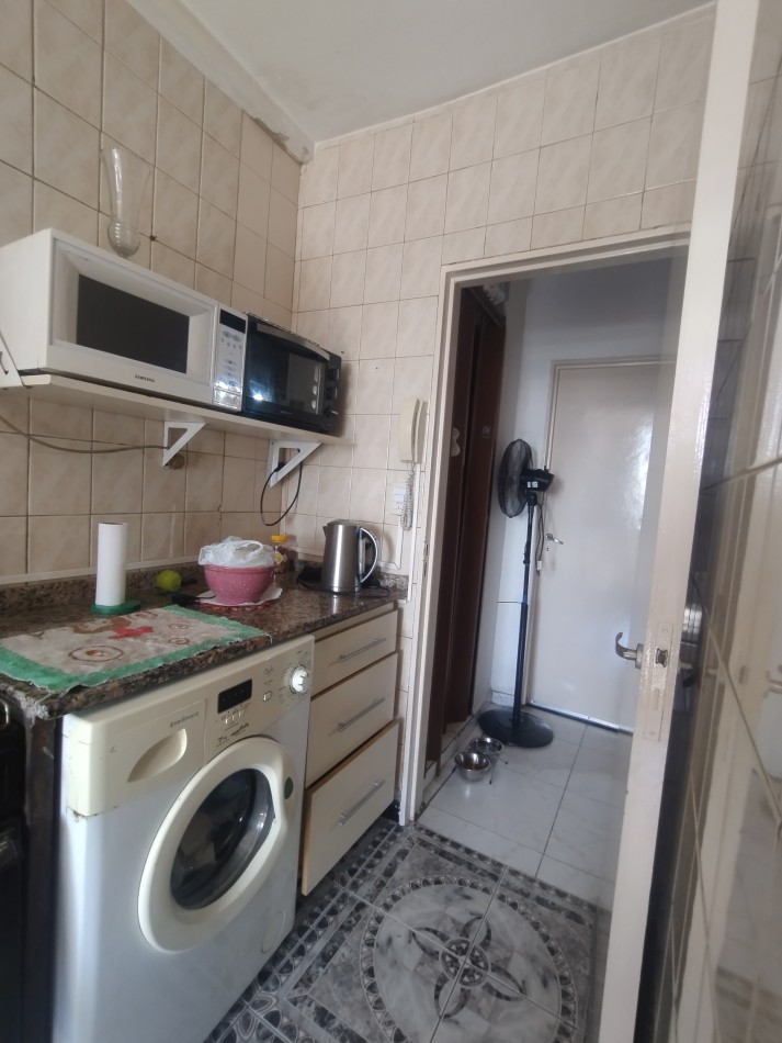 Se vende un departamento monoambiente luminoso