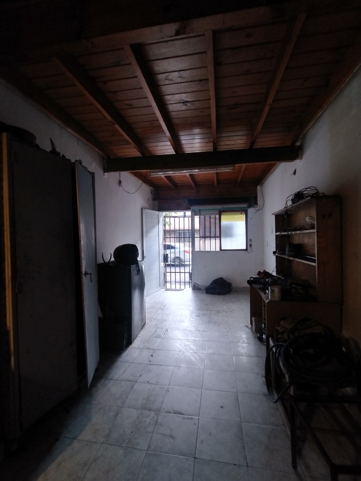 Se vende un PH de 3 ambientes a REFACCIONAR