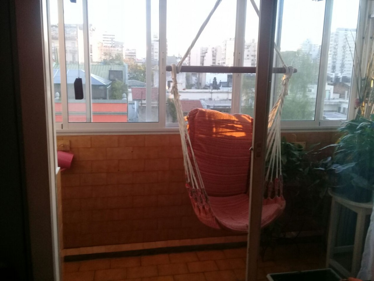 Se vende departamento de 3 ambientes al frente en SAN TELMO