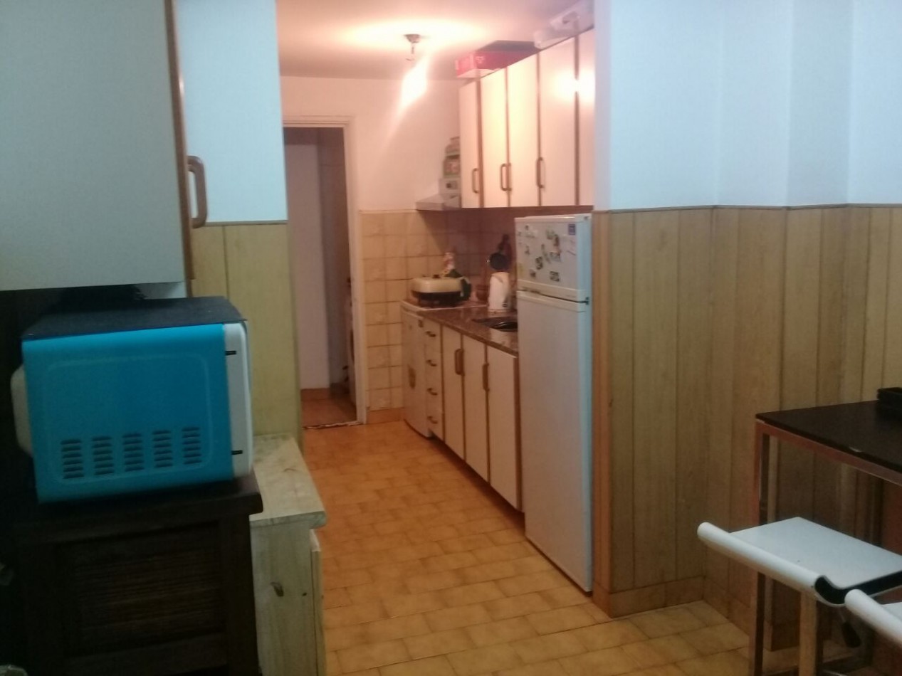 Se vende departamento de 3 ambientes al frente en SAN TELMO
