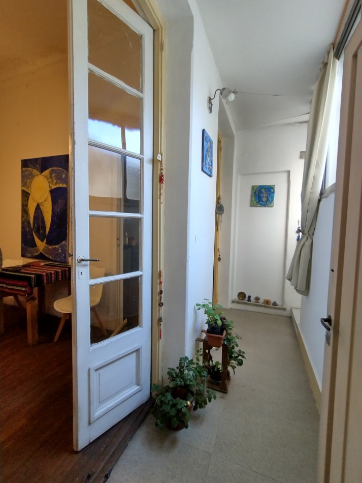 Se vende un departamento de 2 ambientes en PH - Apto Credito - Barracas