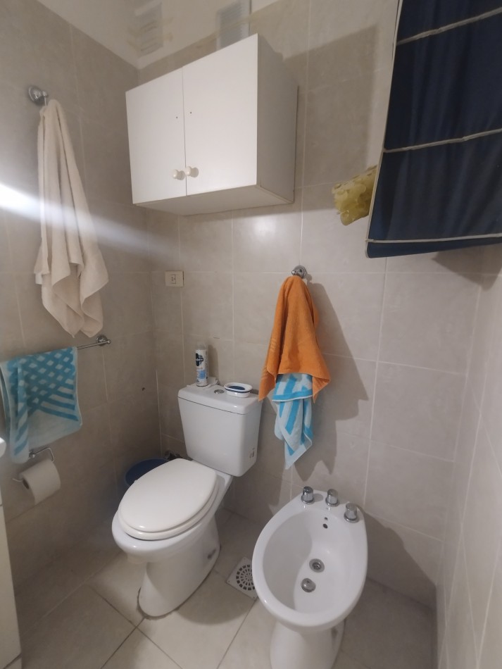 Se vende un departamento monoambiente con balcon - La boca