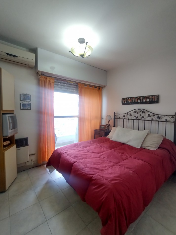 Se vende un departamento monoambiente con balcon - La boca