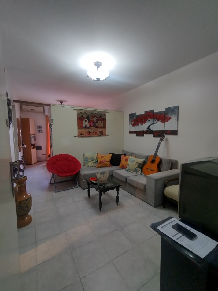 Se vende un departamento monoambiente con balcon - La boca
