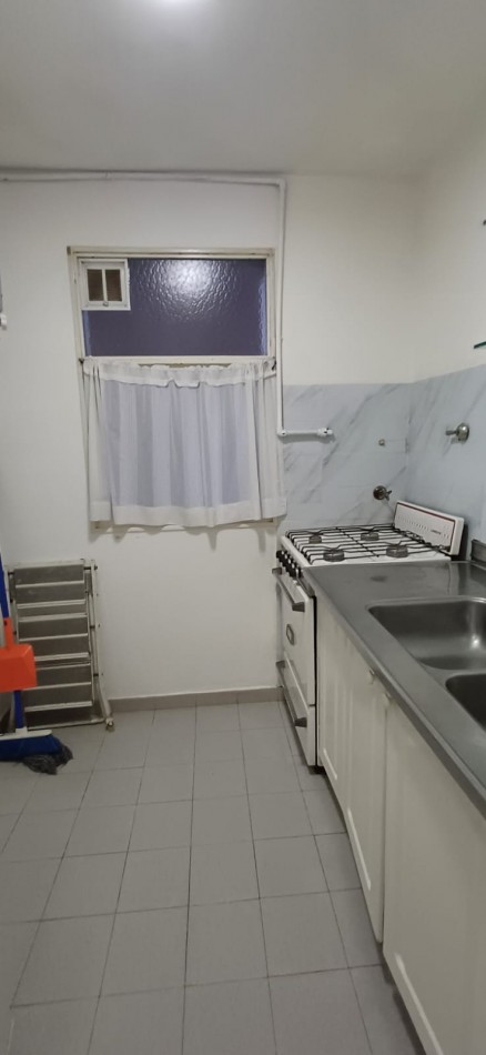 Se vende un departamento de 2 ambientes, muy agradable - Retiro