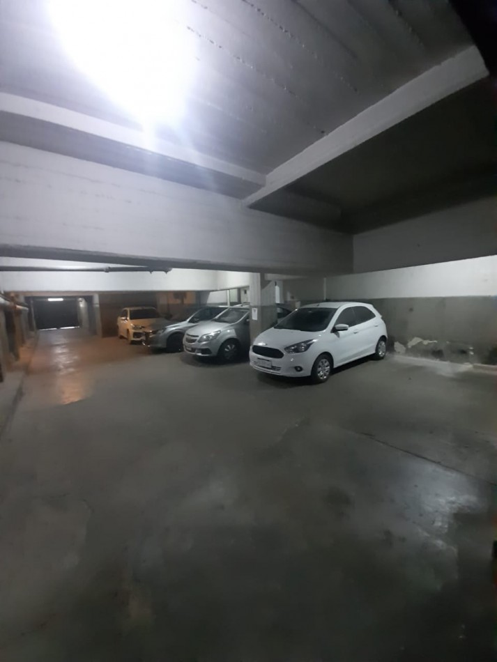 Se vende un departamento de 3 ambientes con cochera - Palermo