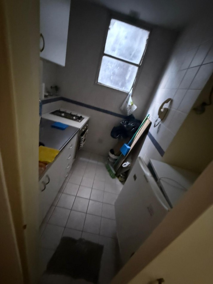 Se alquila temporal un departamento de 2 ambientes al frente - Retiro