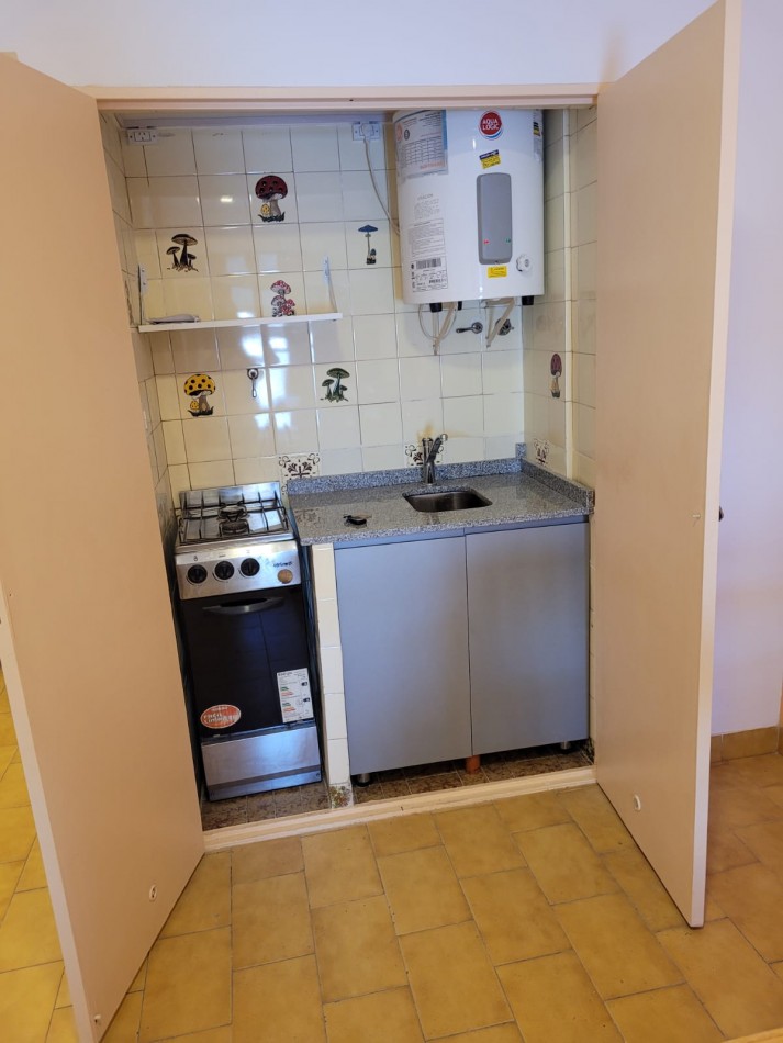 Se alquila un departamento monoambiente amoblado - Monserrat