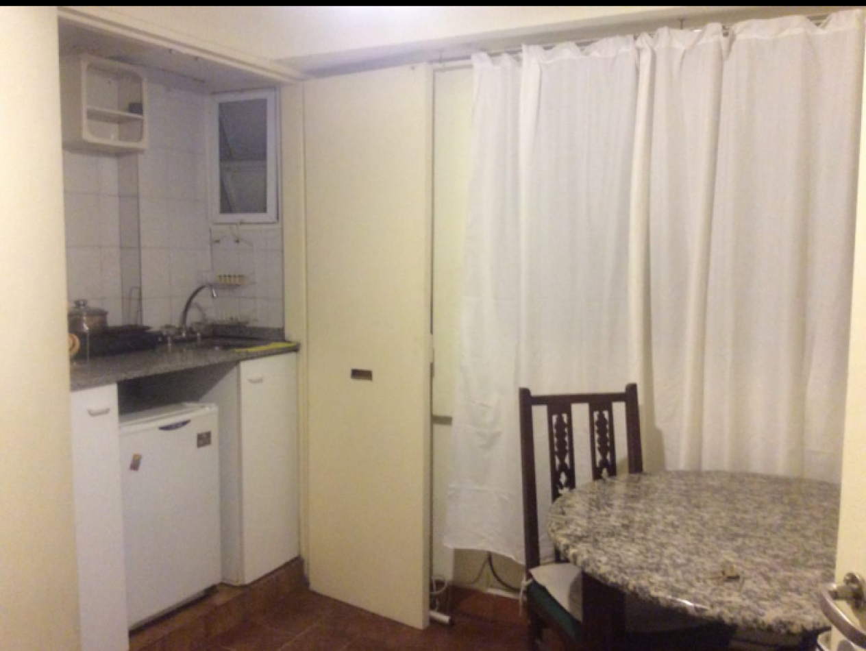 Se alquila departamento de 2 ambientes amoblado