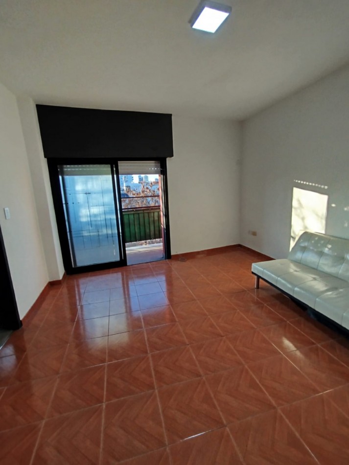 Se vende un departamento monoambiente con balcon super luminoso - Boedo