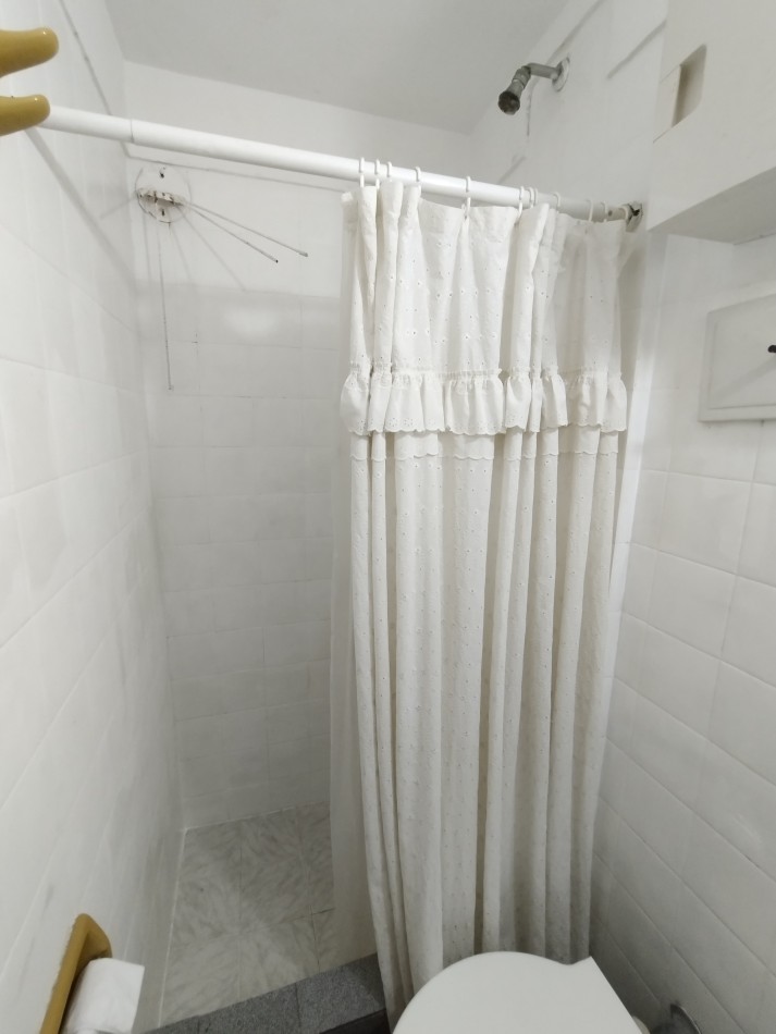 Se alquila departamento de 2 ambientes amoblado