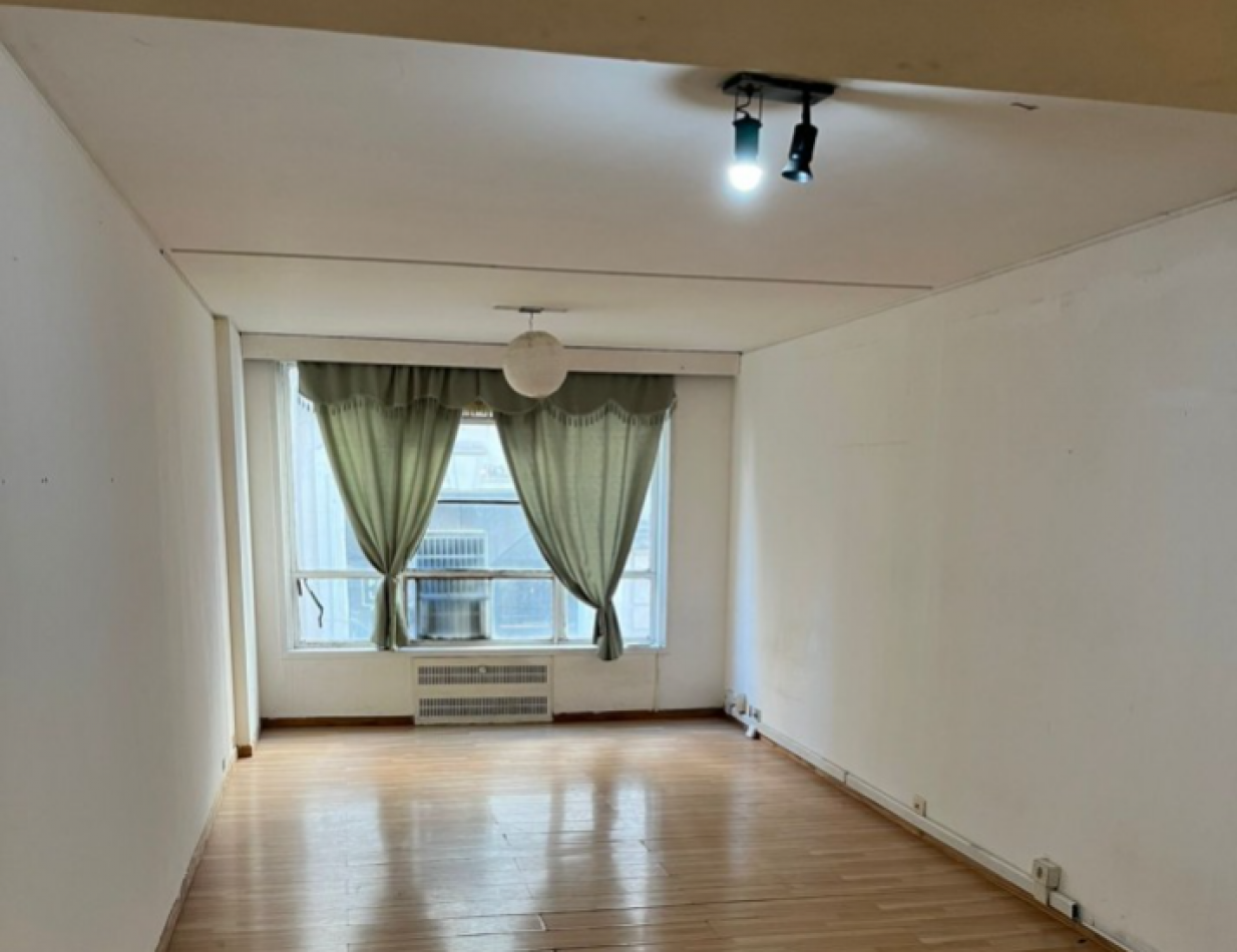 Se vende un departamento monoambiente - Microcentro