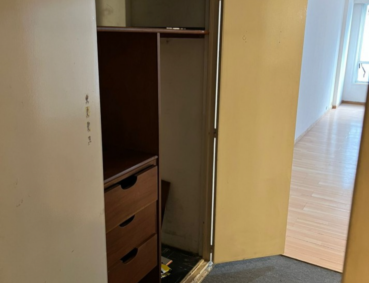 Se vende un departamento monoambiente - Microcentro