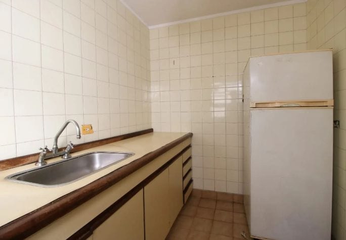 Se vende un departamento amplio con divisor - Balvanera