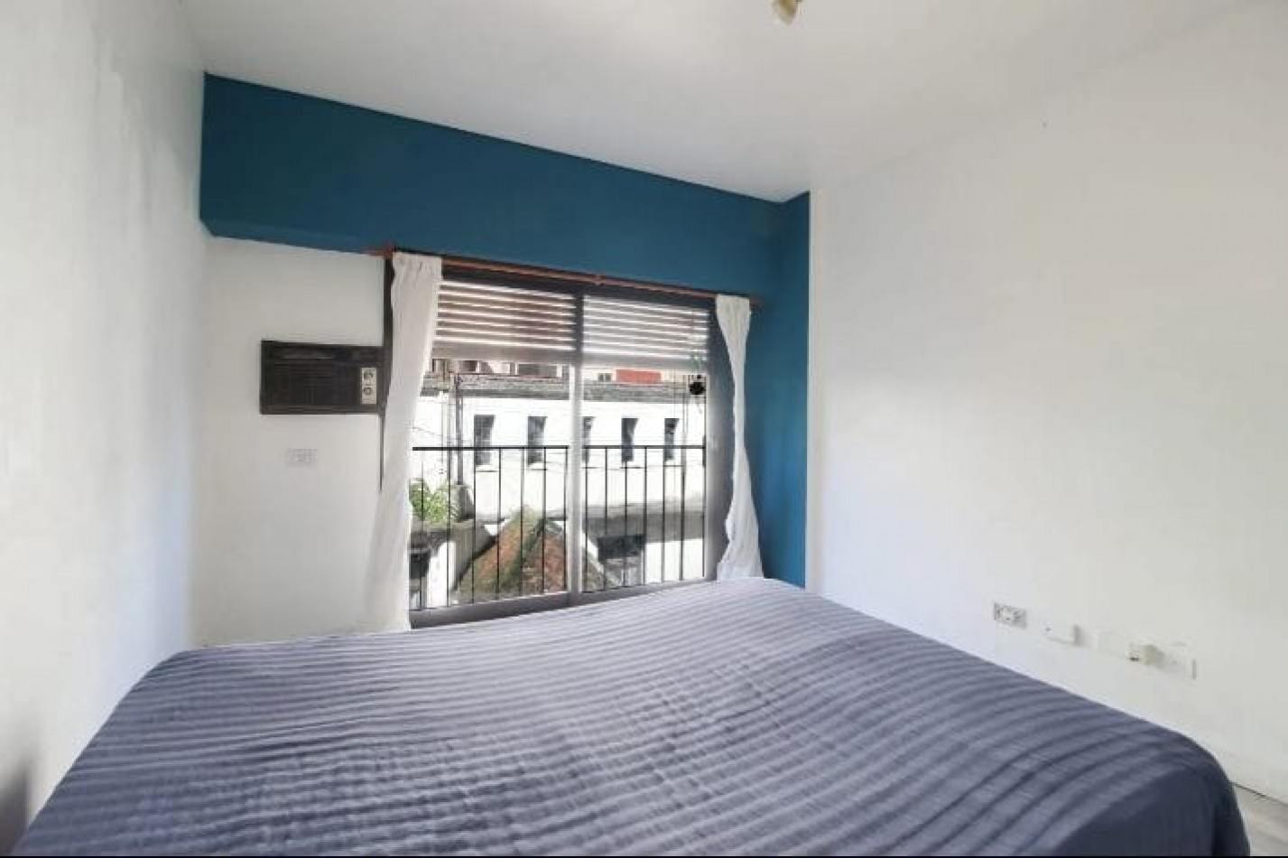 Se vende un departamento amplio con divisor - Balvanera