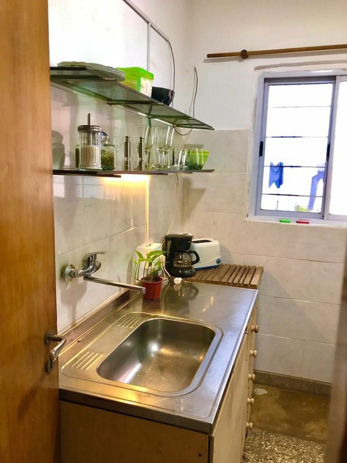 Se vende un departamento monoambiente con terraza propia - Almagro