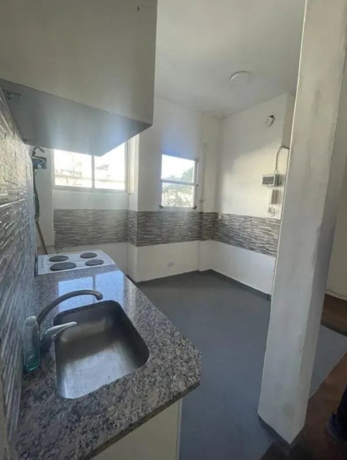 Se vende un departamento de 3 ambientes