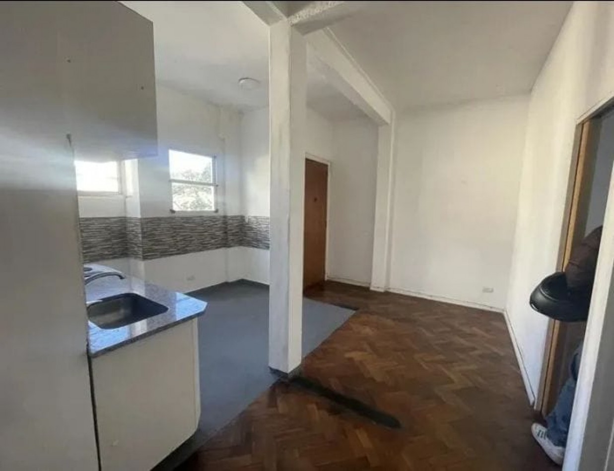 Se vende un departamento de 3 ambientes