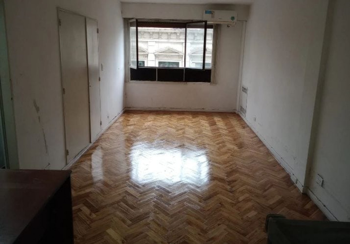 Se vende un departamento monoambiente luminoso - Congreso