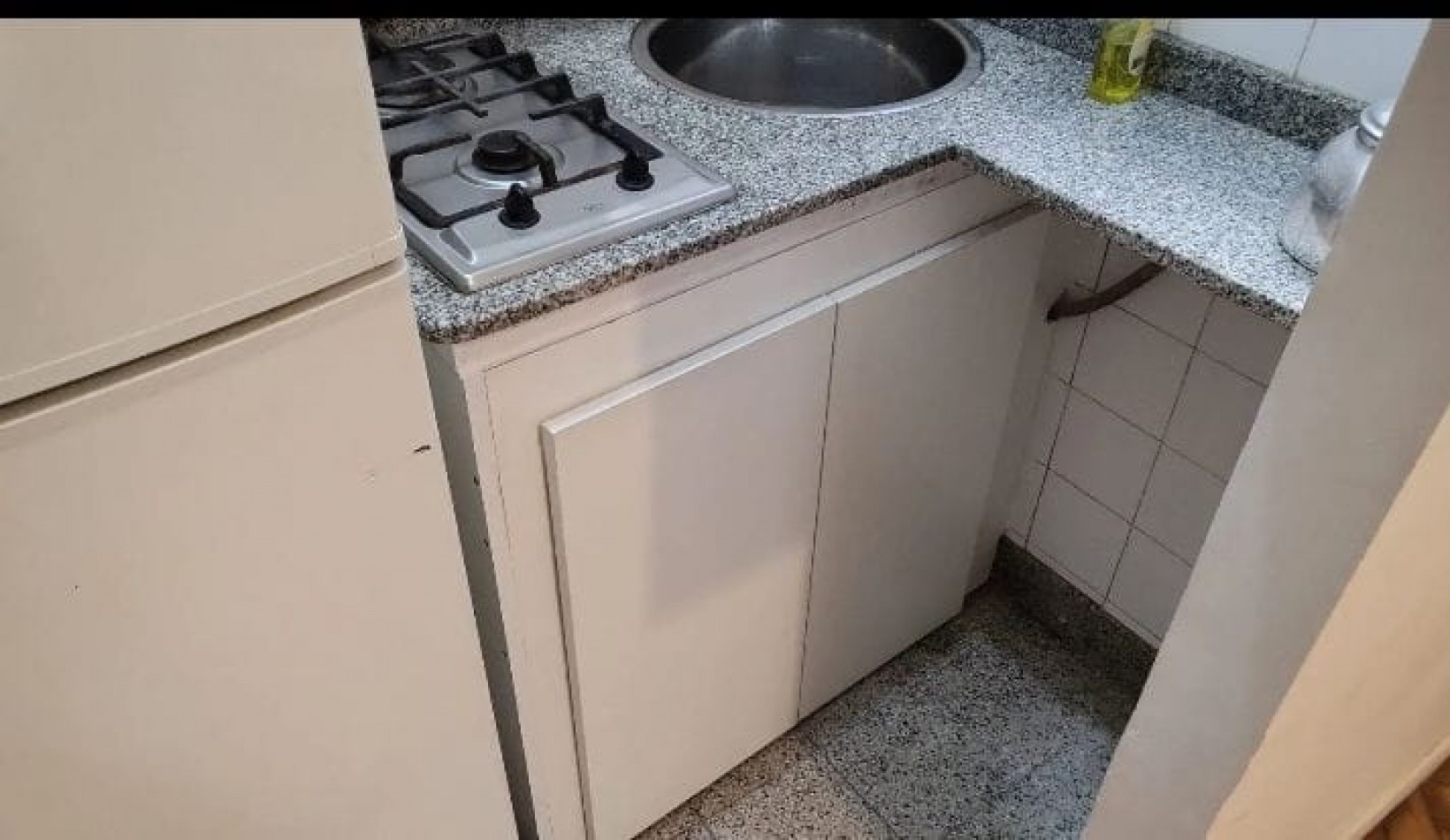 Se vende un departamento de 2 ambientes al frente - Balvanera