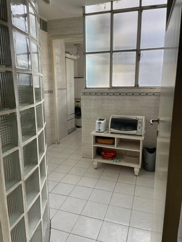 Se vende un departamento de 3 ambientes Apto Credito - Monserrat