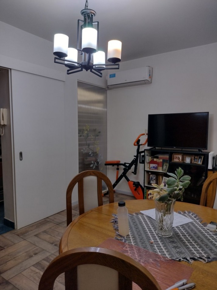 Se vende un departamento de 2 ambientes con patio - Boedo