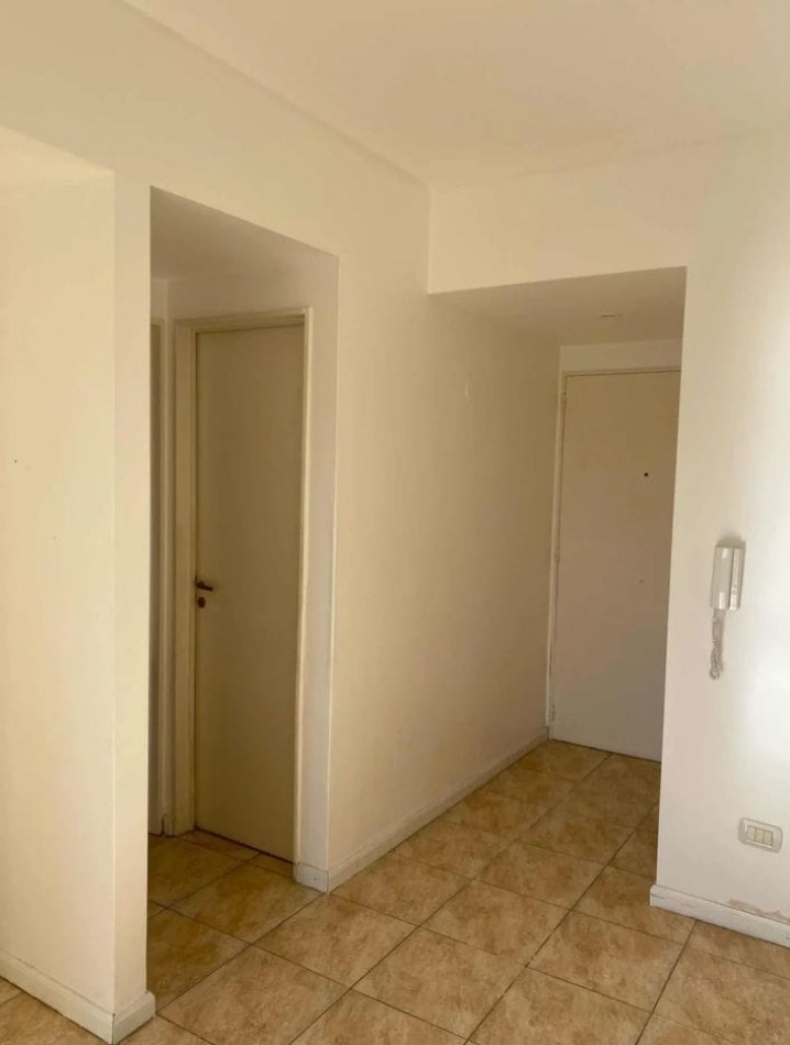 Oportunidad! Se vende un departamento de 2 ambientes super luminoso - Floresta