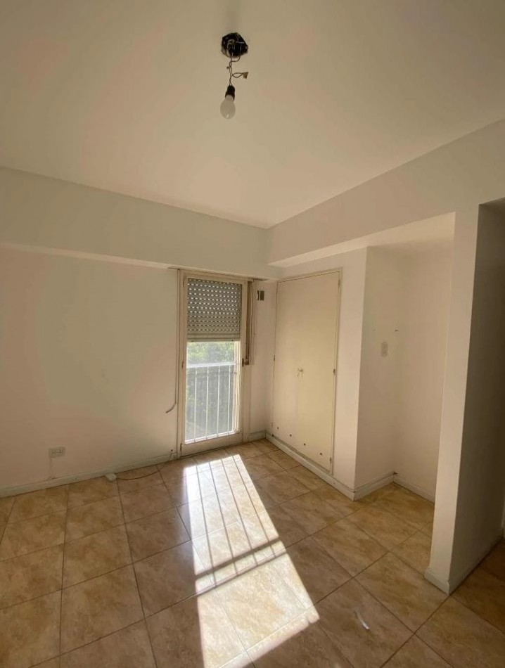 Oportunidad! Se vende un departamento de 2 ambientes super luminoso - Floresta