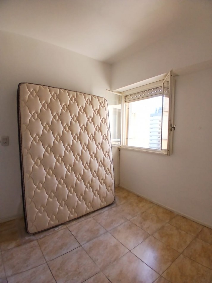 Oportunidad! Se vende un departamento de 2 ambientes super luminoso - Floresta