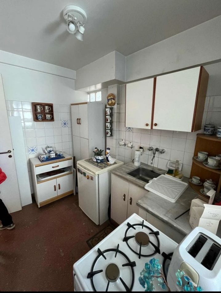 Se vende un departamento de 2 ambientes con balcon muy luminoso - Barrio Norte