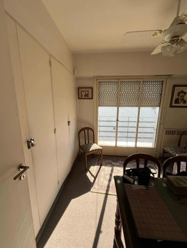 Se vende un departamento de 2 ambientes con balcon muy luminoso - Barrio Norte