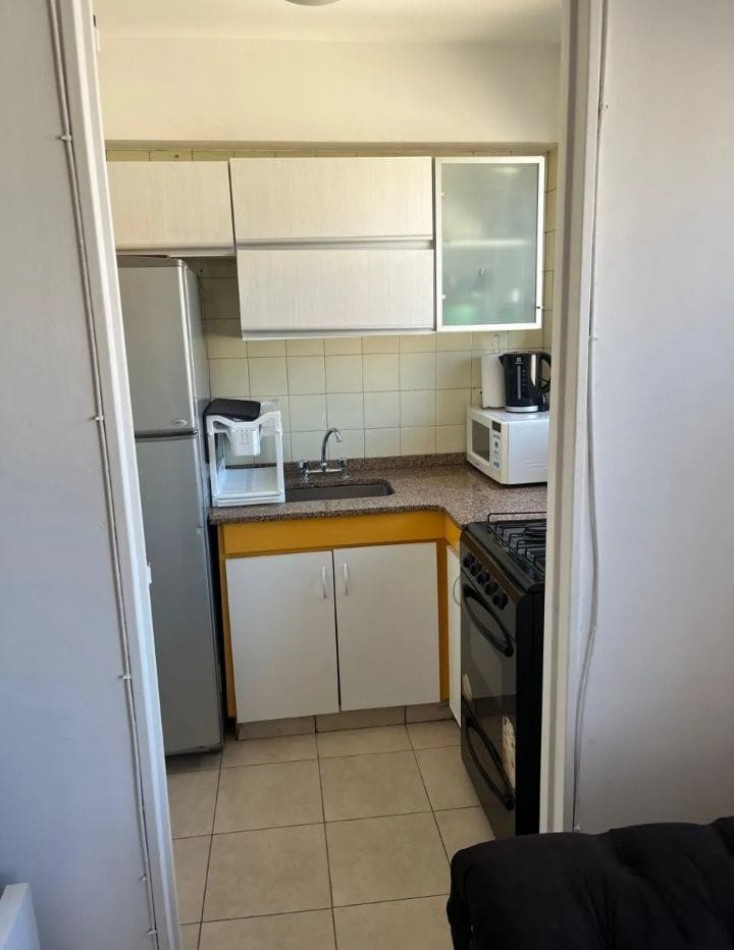 Se vende un departamento de 2 ambientes amoblado - Retiro